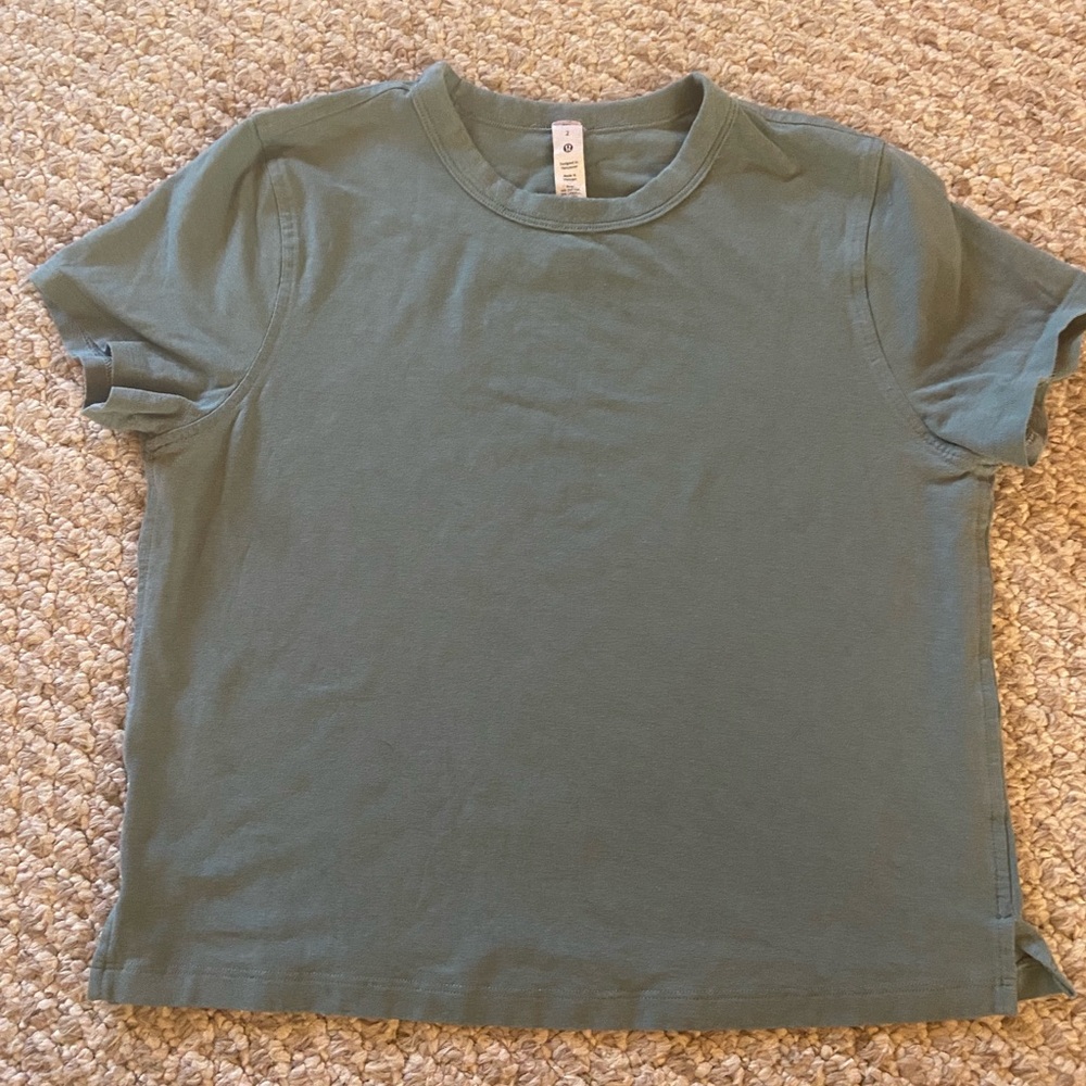 Lululemon Casual Teal T-Shirt